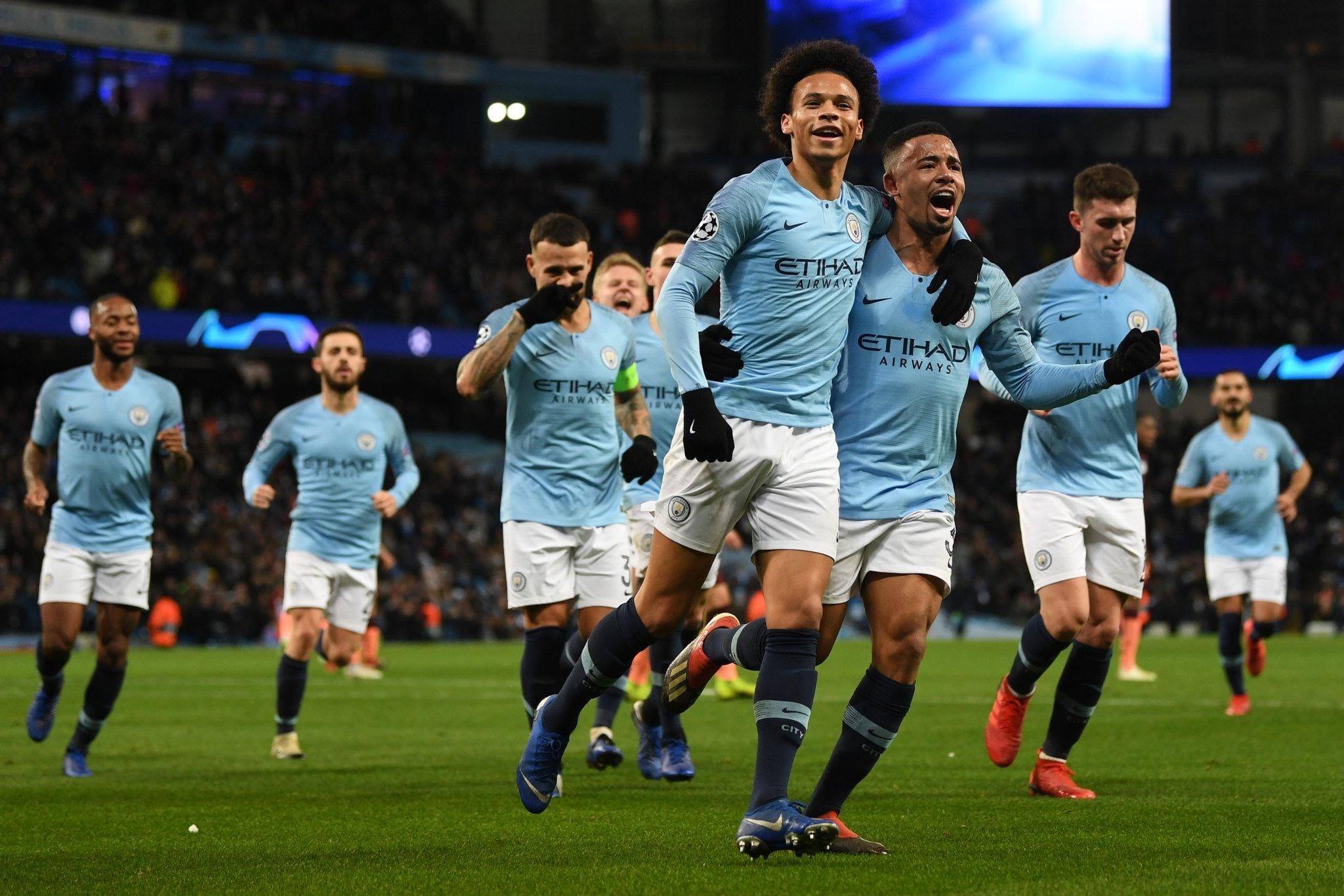 路易斯一直 路易斯一直